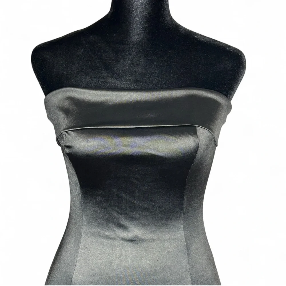 WINDSOR  Black Satin Strapless Mini Dress S, With Elegant Design. Good Condition